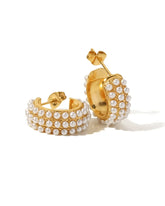 18k gold-plated stainless steel, Tarnish-free, Waterproof, Suitable for sensitive skin, gold earrings, retro earrings, vintage charm, classic earrings, beautiful earrings, timeless earrings, hoop earrings, pearl encrusted earrings